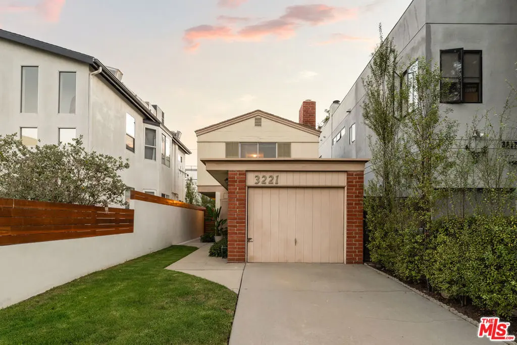 Single Family Residence for sale at 3221 Thatcher Avenue, Los Angeles, CA featuring 2 beds and 2 baths