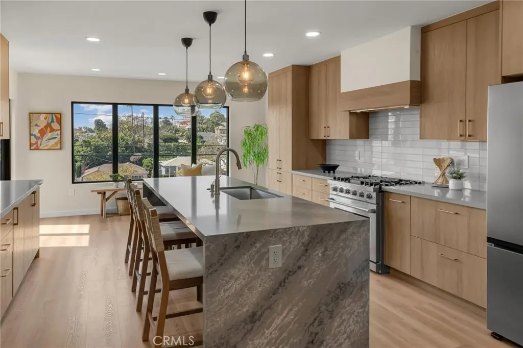 Single Family Residence for sale at 5309 Maymont, Los Angeles, CA featuring 3 beds and 2 baths