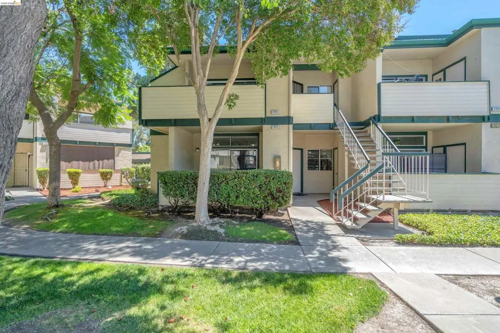Condominium for sale at 2955 Risdon Dr 88, Union City, CA featuring 2 beds and 2 baths