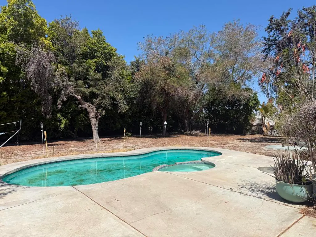 2151 N Farrell Drive, Palm Springs, CA — listing photo 1