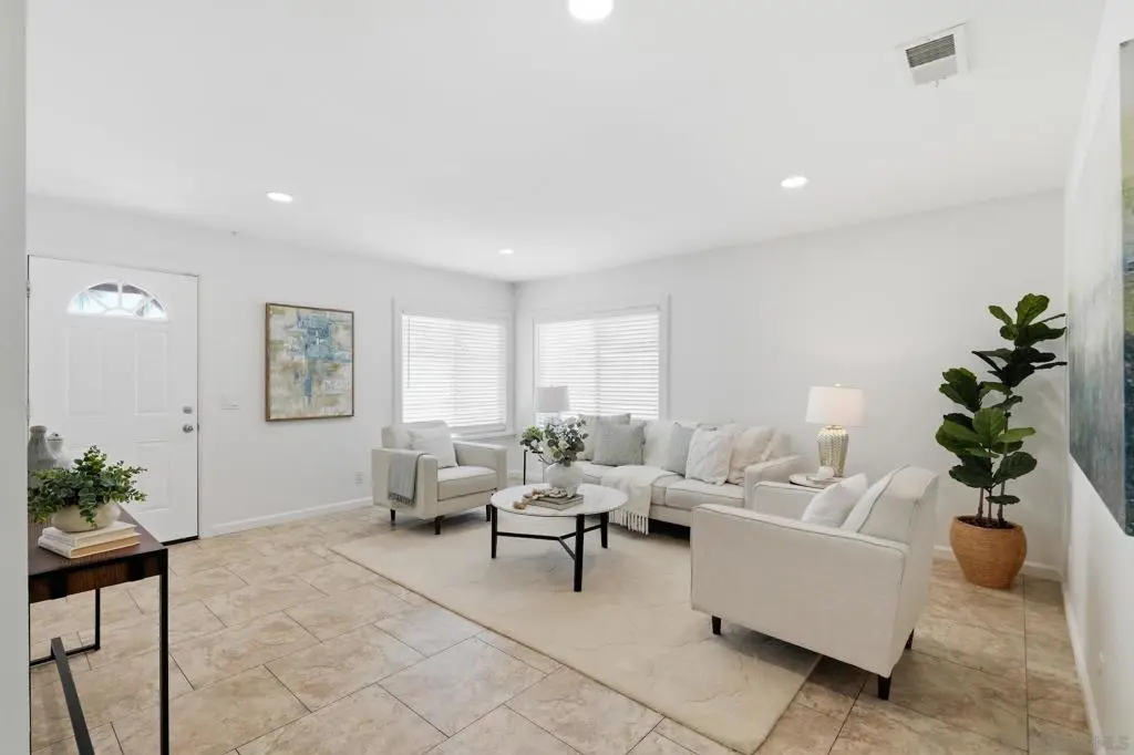Single Family Residence for sale at 795 Via Callado, Oceanside, CA featuring 4 beds and 2 baths