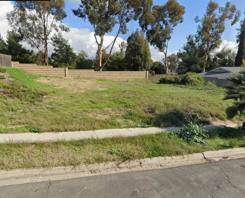 6481 E Lake, San Diego, CA — listing photo 1