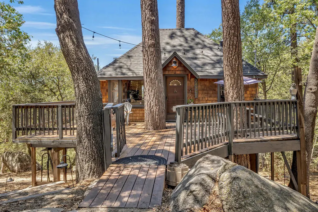 24701 Schaffer Drive, Idyllwild, CA — listing photo 1