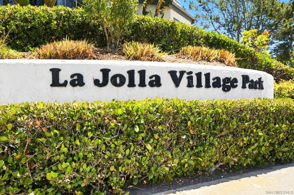 Condominium for sale at 4044 Crystal Dawn 103, San Diego, CA featuring 1 bed and 1 bath