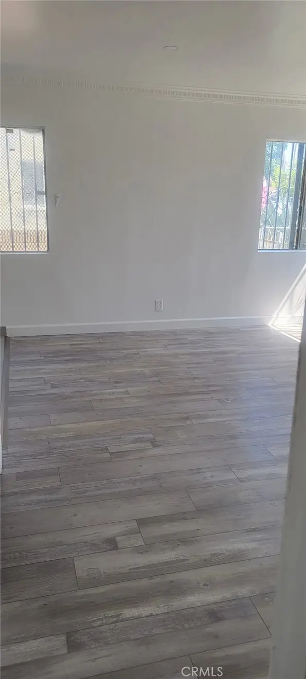 Residential Lease for rent at 6315 8th, Los Angeles, Los Angeles County, CA featuring 1 bed and 1 bath