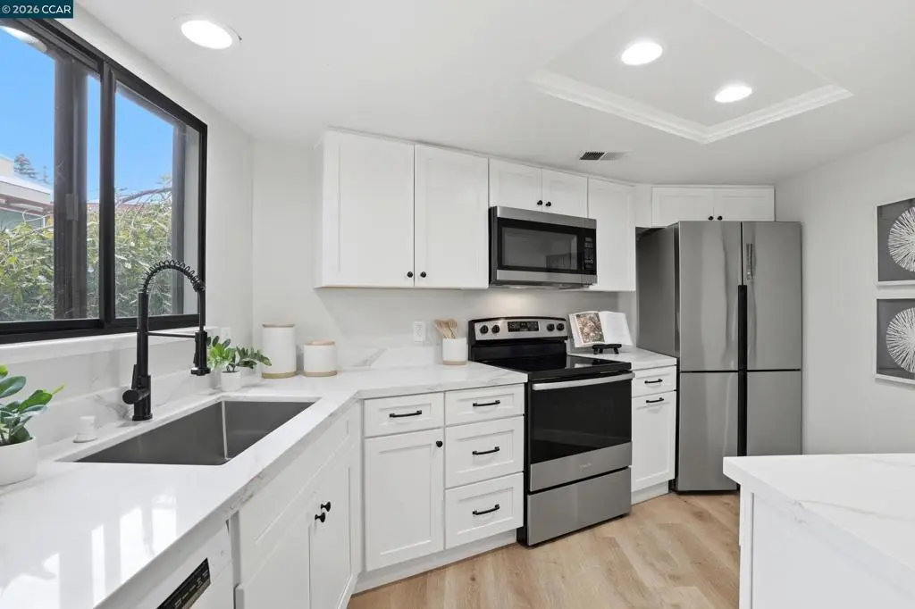 Condominium for sale at 1680 San Miguel Dr, Walnut Creek, CA featuring 1 bed and 2 baths