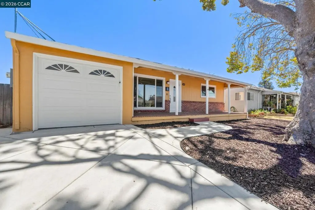 17242 Via El Cerrito, San Lorenzo, CA — listing photo 1
