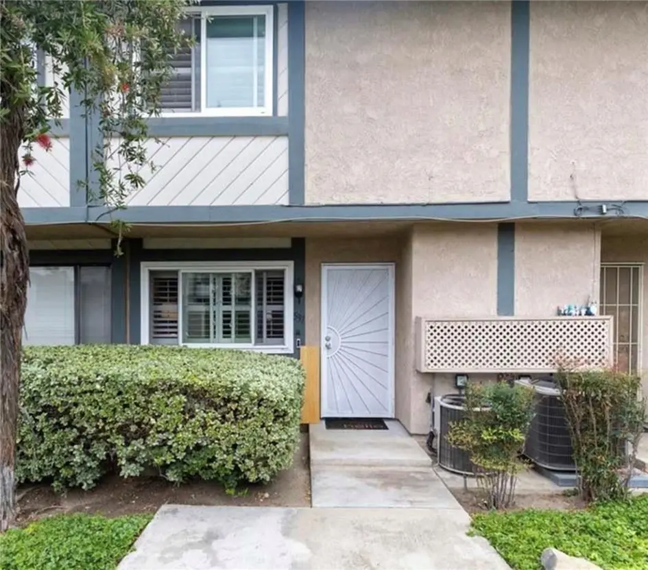 529 W 9th, Upland, CA — listing photo 1