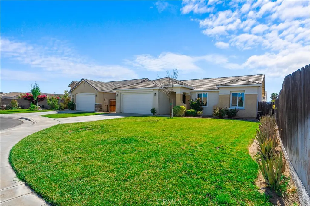 737 Fume Blanc Court, Los Banos, CA — listing photo 1
