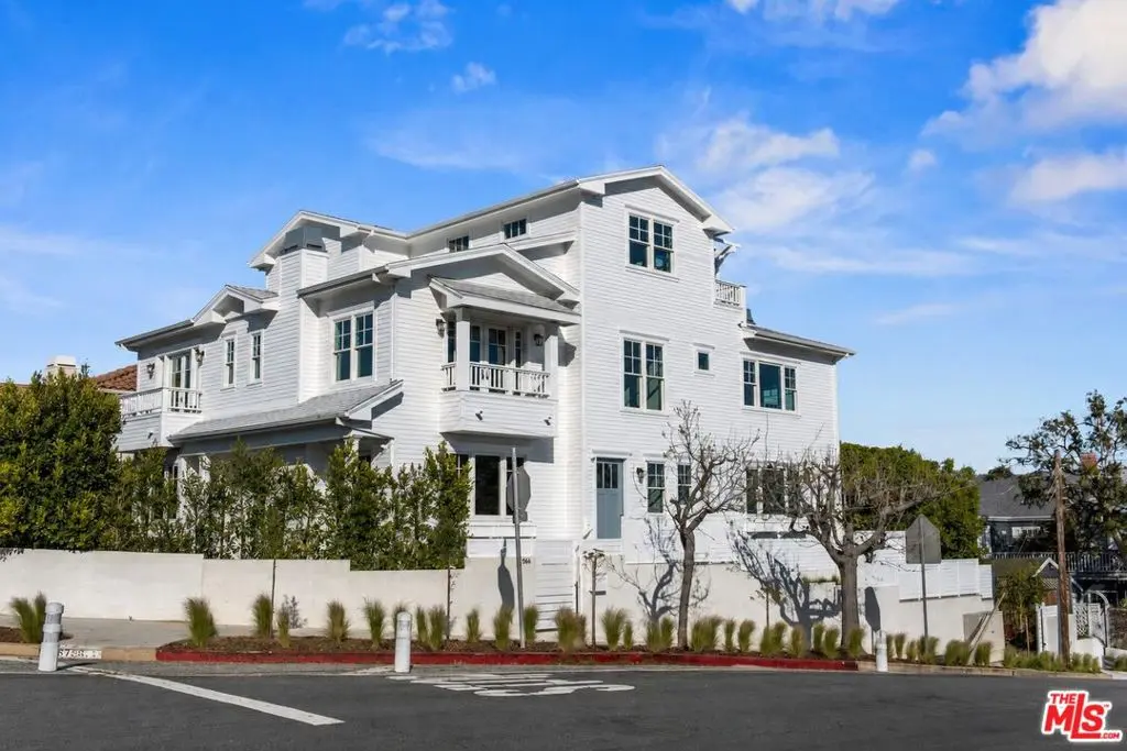 566 Ida Street, Pacific Palisades, CA — listing photo 1