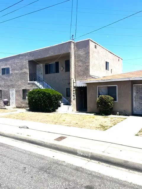 Triplex for sale at 11830 S Normandie, Los Angeles, CA