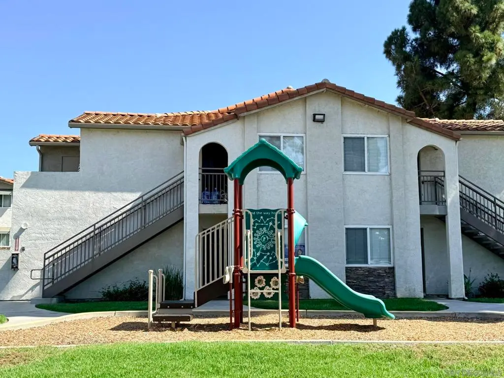 5419 Lake Murray Blvd 7, La Mesa, CA — listing photo 1