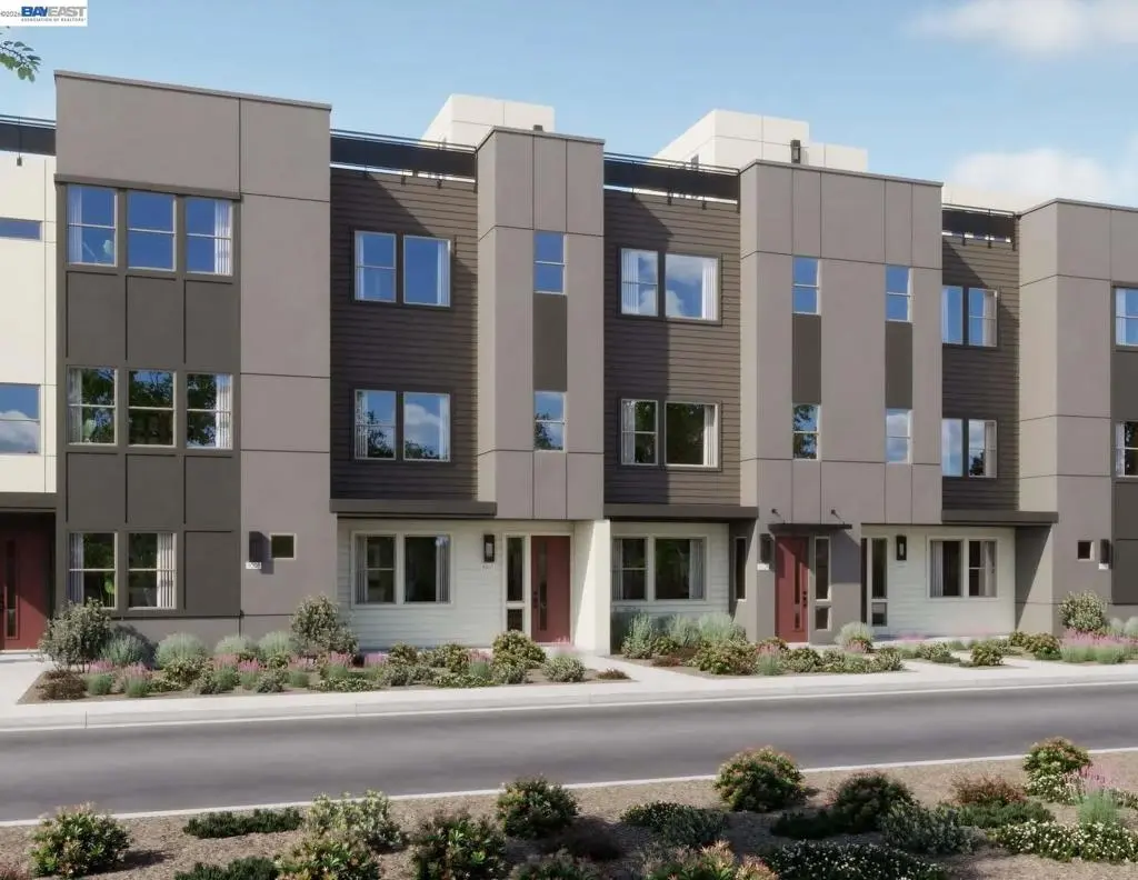 Condominium for sale at 3892 Central Parkway, Dublin, CA featuring 3 beds and 4 baths