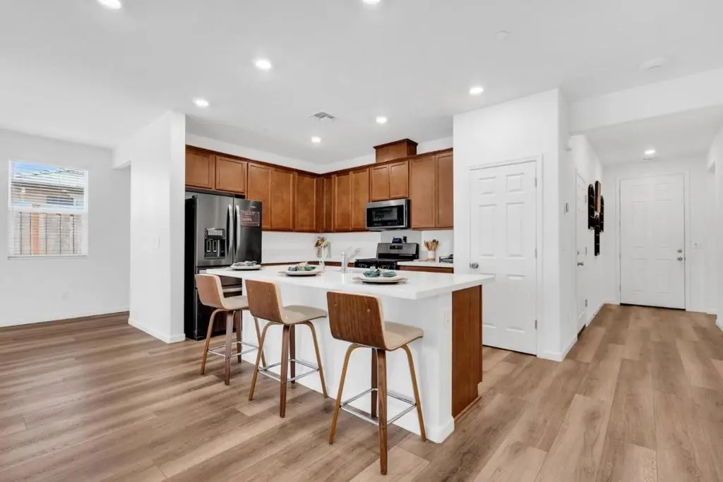 Single Family Residence for sale at 673 Dorset Drive, Patterson, CA featuring 3 beds and 2 baths