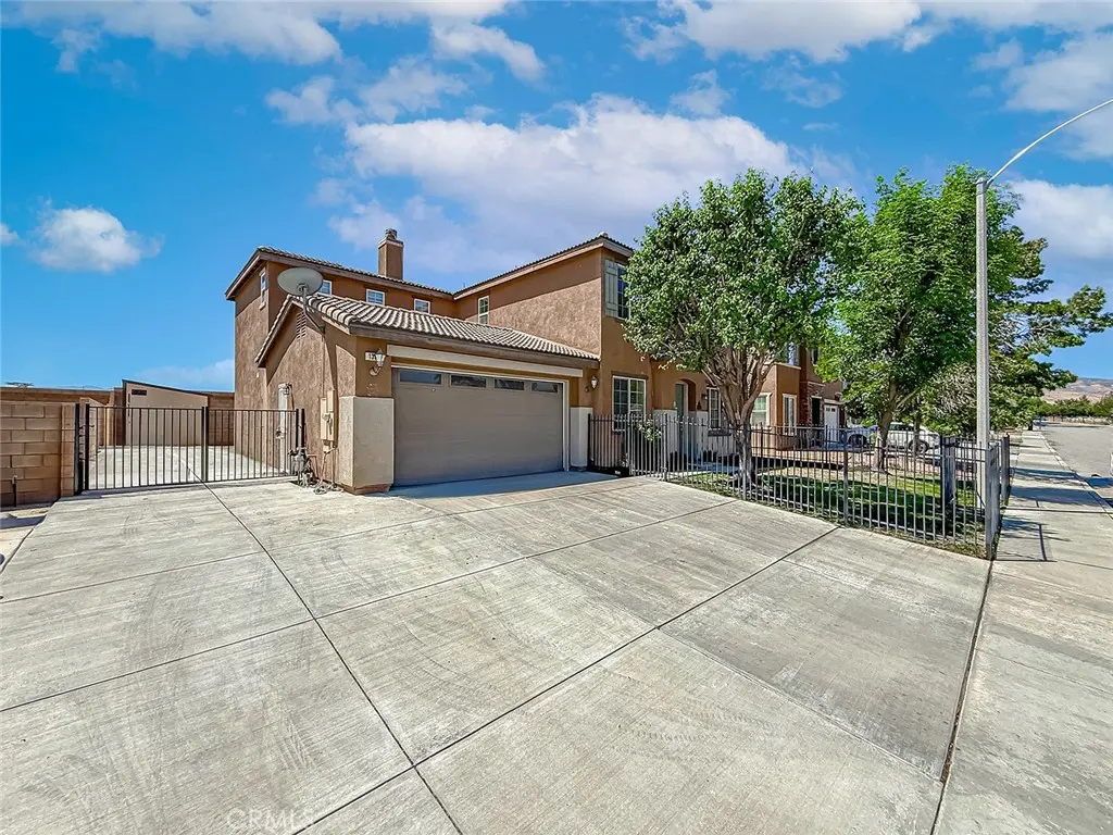 1302 Wellington Drive, Palmdale, CA — listing photo 1