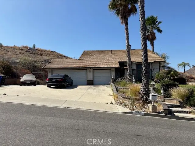 Single Family Residence for sale at 7296 Ridgeline, Riverside, CA featuring 5 beds and 3 baths