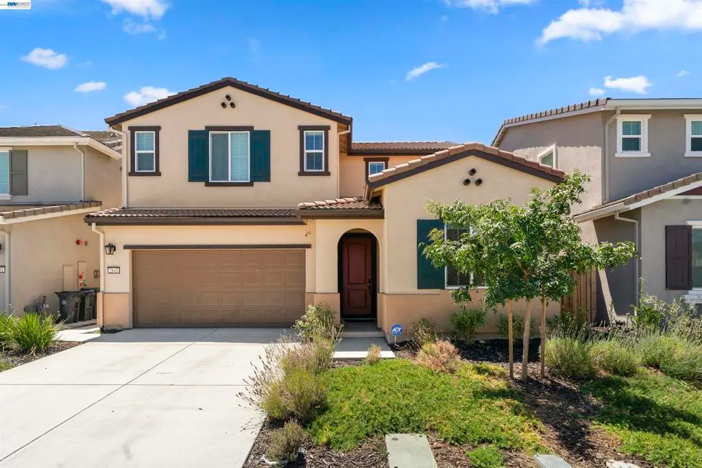 Single Family Residence for sale at 2845 Shaver Ct, Fairfield, CA featuring 4 beds and 3 baths