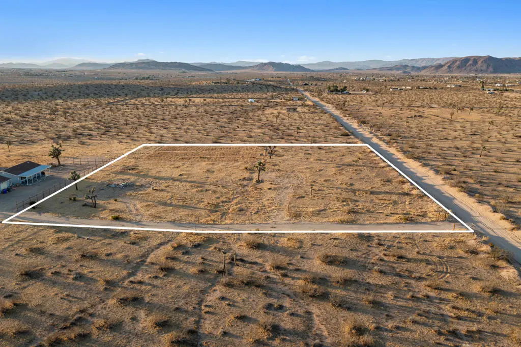 226 Rainbow Road, Landers, CA — listing photo 1