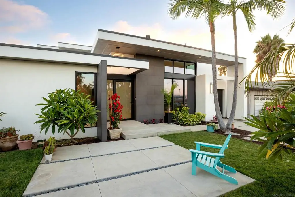 Single Family Residence for sale at 5065 67 Los Robles Dr., Carlsbad, CA featuring 4 beds and 5 baths