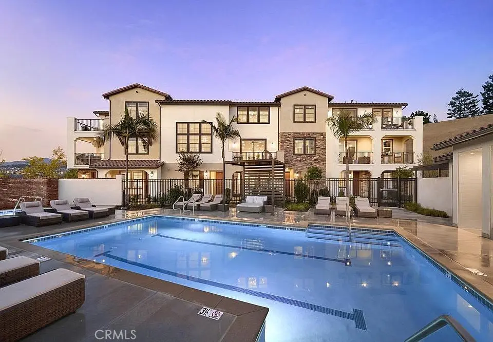 Condominium for sale at 209 Niebla Lane, Mission Viejo, CA featuring 3 beds and 3 baths