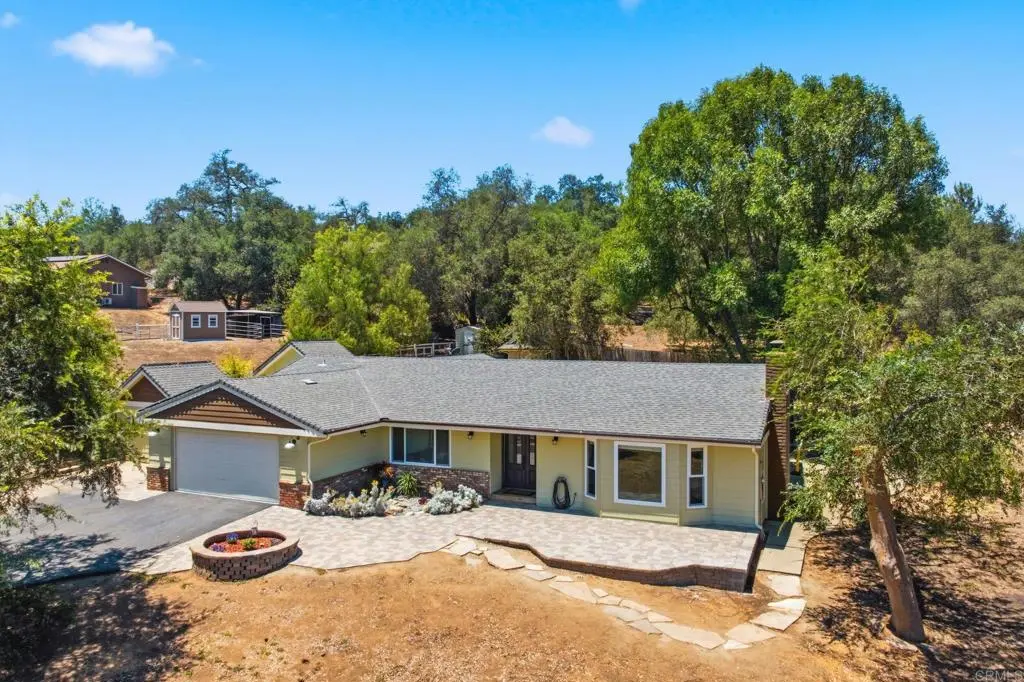 2438 Duraznitos Rd, Ramona, CA — listing photo 1
