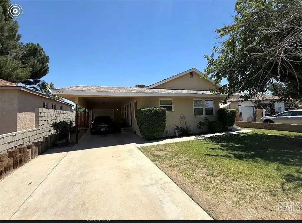 Single Family Residence for sale at 2512 Barnett, Bakersfield, CA featuring 3 beds and 1 bath