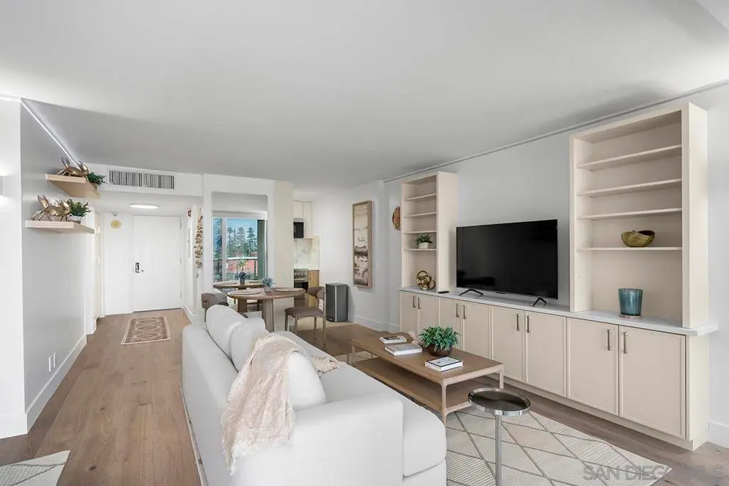 Condominium for sale at 1720 Avenida Del Mundo 509, Coronado, CA and 1 bath