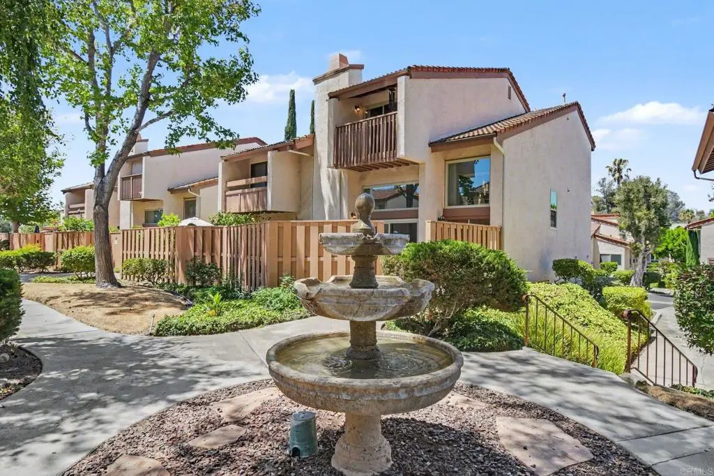 5353 Aztec Drive 12, La Mesa, CA — listing photo 1