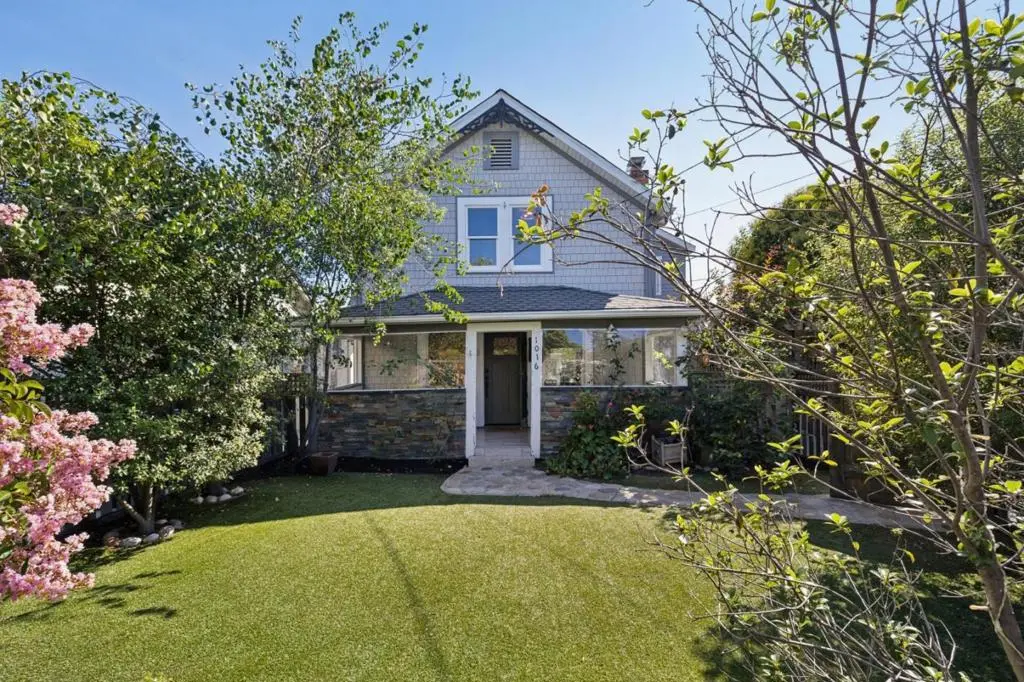 Single Family Residence for sale at 1016 Valota Road, Redwood City, CA featuring 2 beds and 2 baths