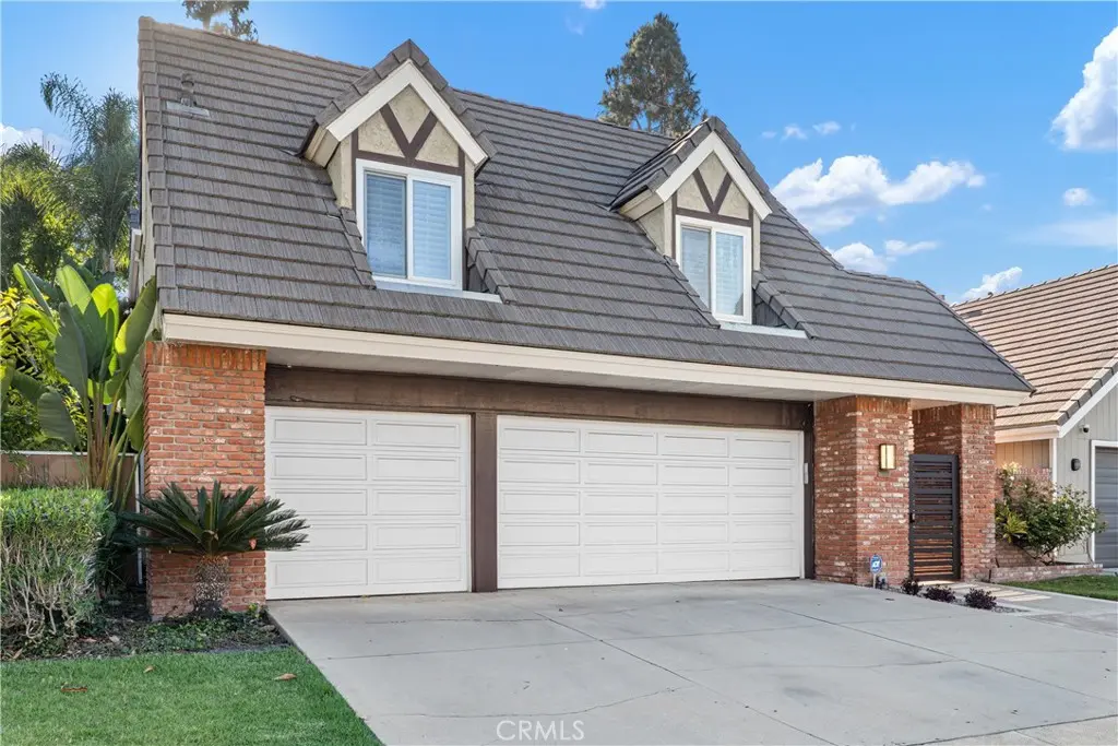 3413 Summerset, Costa Mesa, CA — listing photo 1