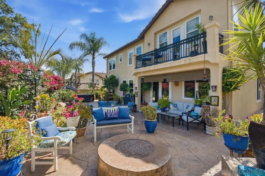 Single Family Residence for sale at 3320 Wild Oak Ln, Escondido, CA featuring 4 beds and 3 baths