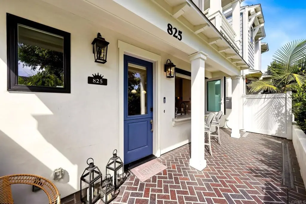 Single Family Residence for sale at 825 9th Street, Coronado, CA featuring 4 beds and 4 baths