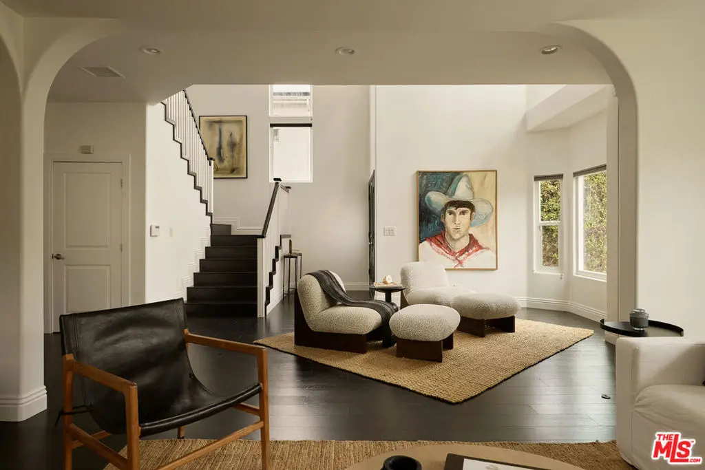 Residential Lease for rent at 2955 Kelton Avenue, Los Angeles, Los Angeles County, CA featuring 4 beds and 4 baths