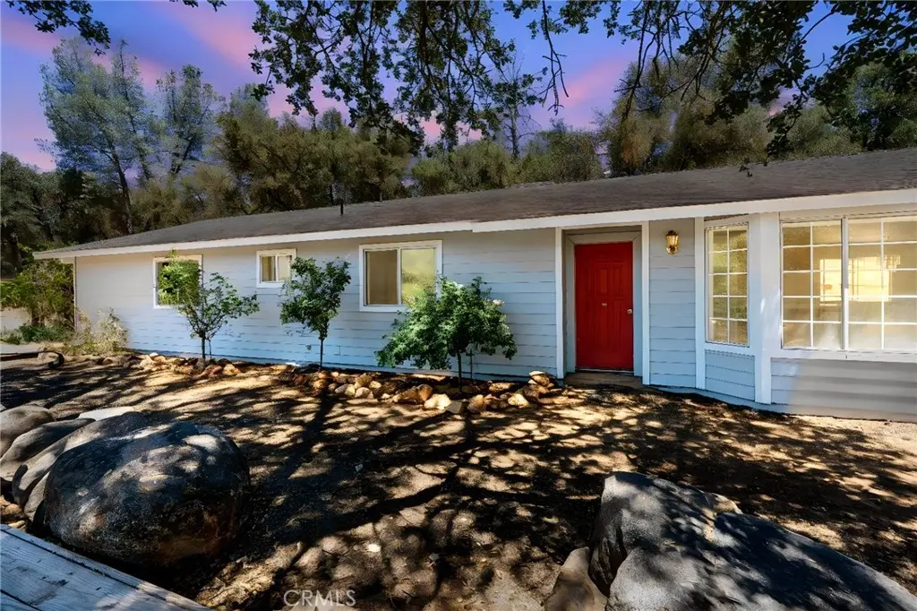 Single Family Residence for sale at 4074 Lakeview, Mariposa, CA featuring 4 beds and 2 baths