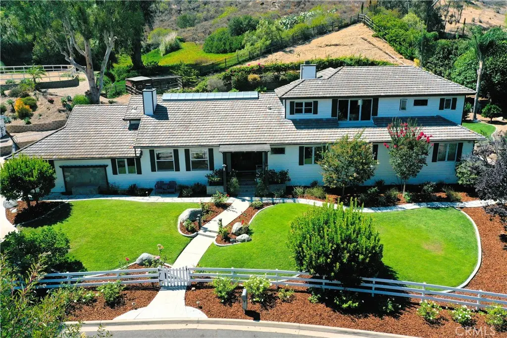 Single Family Residence for rent at 15159 Rancho Real, Del Mar, CA featuring 4 beds and 5 baths