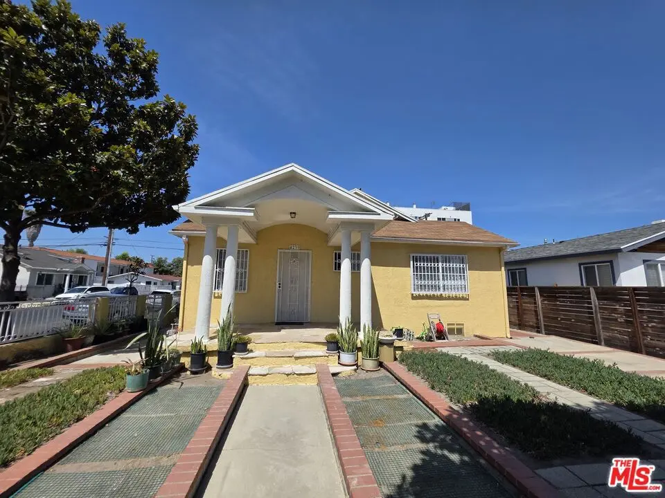 Single Family Residence for sale at 4239 S Hobart Boulevard, Los Angeles, CA featuring 5 beds and 5 baths