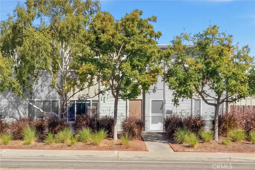 Condominium for sale at 1163 Laurel Lane, San Luis Obispo, CA featuring 2 beds and 1 bath