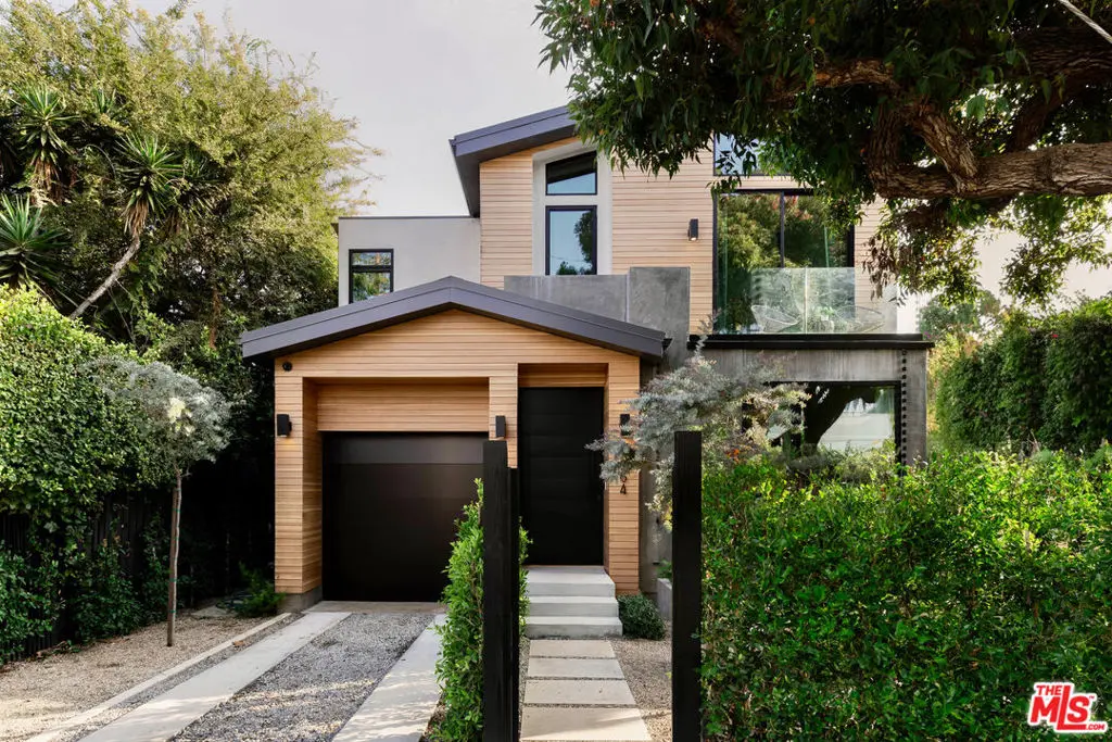 Residential Lease for rent at 9064 Harland Avenue, West Hollywood, Los Angeles County, CA featuring 3 beds and 4 baths
