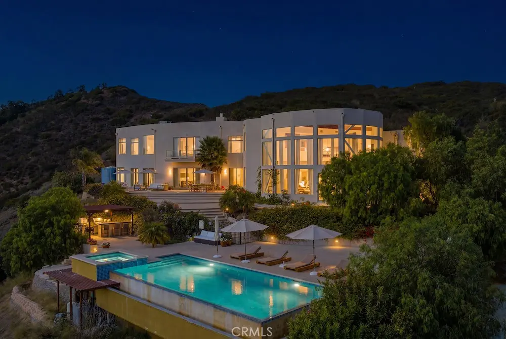 9980 Houston, Malibu, CA — listing photo 1