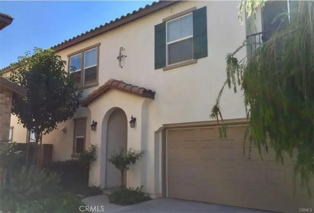 Residential Lease for rent at 788 Huron, Claremont, Los Angeles County, CA featuring 3 beds and 3 baths