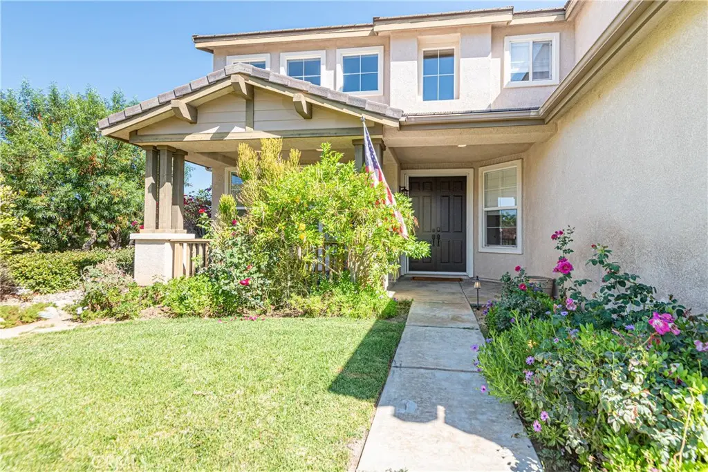 Single Family Residence for rent at 3407 Coastal Oak, Simi Valley, CA featuring 4 beds and 3 baths