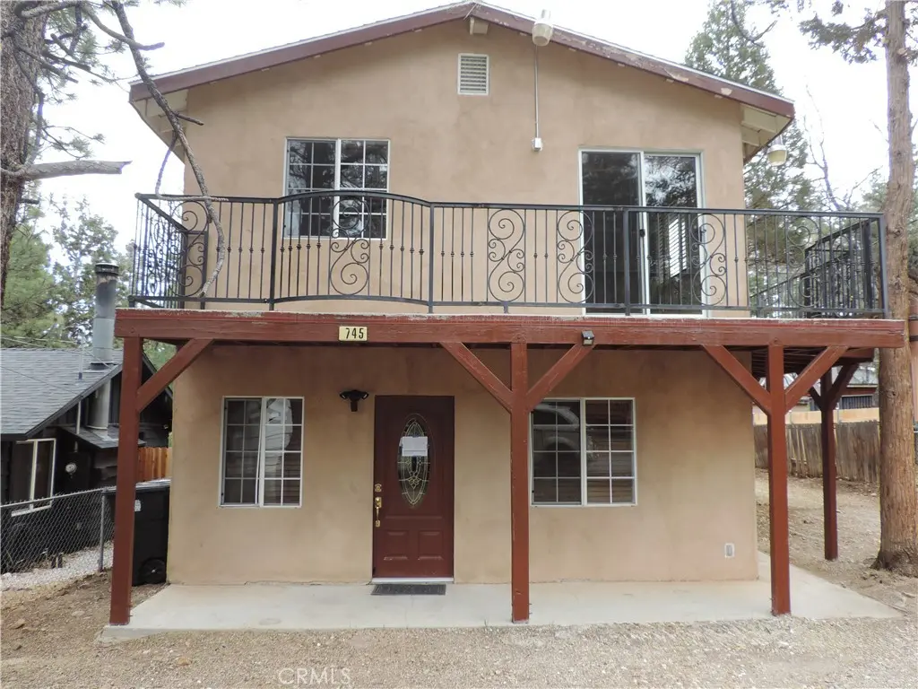 745 Sunset, Sugarloaf, CA — listing photo 1