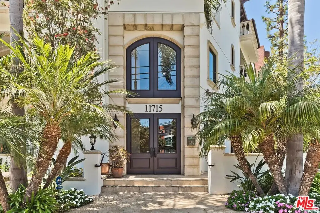 Condominium for sale at 11715 Chenault Street 102, Los Angeles, CA featuring 2 beds and 3 baths