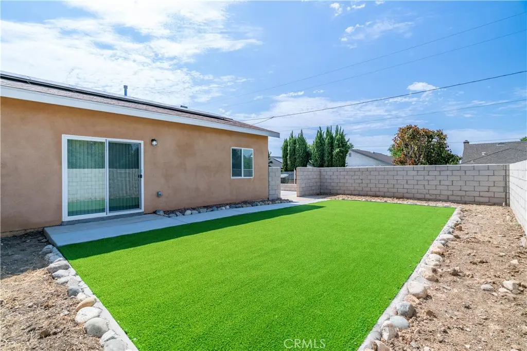 Single Family Residence for rent at 6734 Beryl Street, Rancho Cucamonga, CA featuring 3 beds and 2 baths