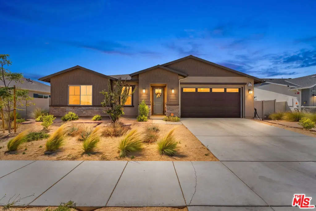 42831 Coronet Drive, Lancaster, CA — listing photo 1