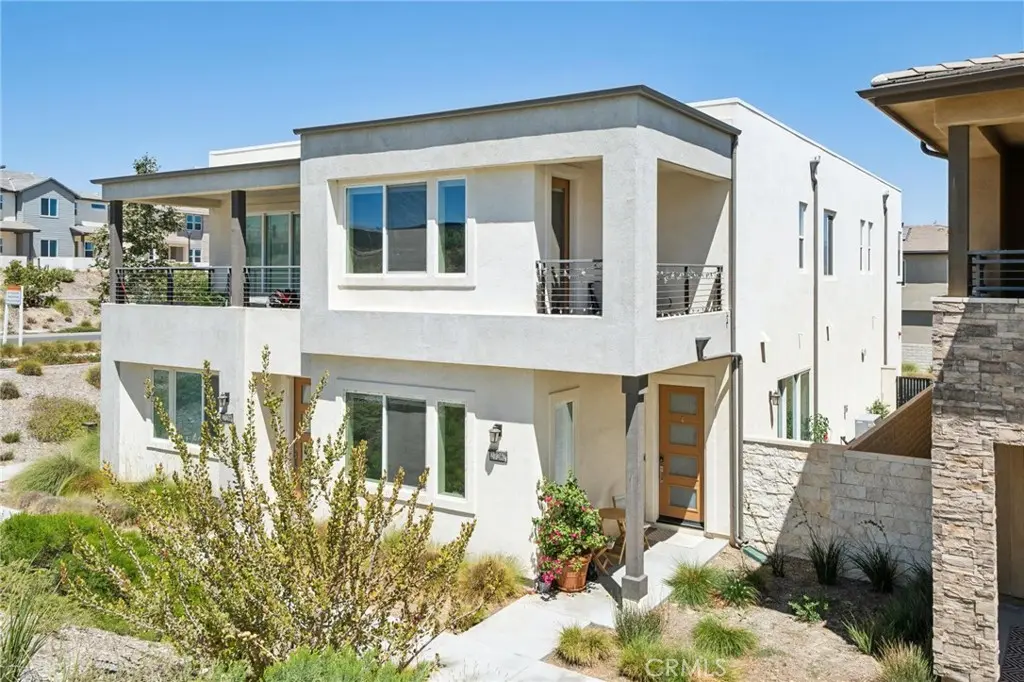 27262 Narrowleaf Willow Lane, Valencia, CA — listing photo 1