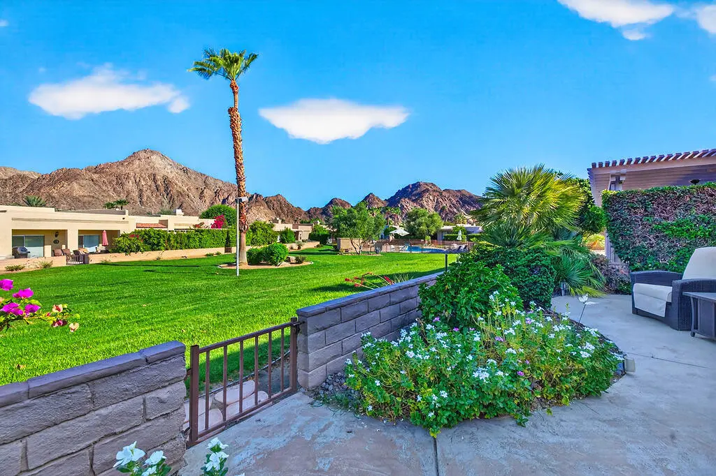 Condominium for sale at 48202 Vista De Nopal, La Quinta, CA featuring 3 beds and 2 baths