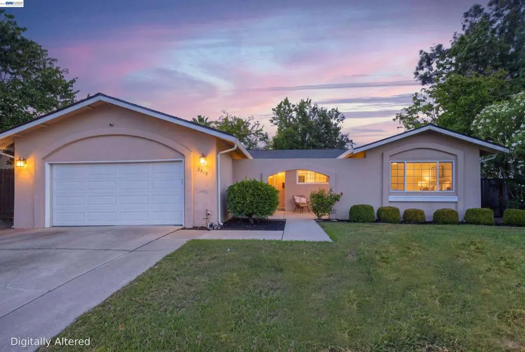 Single Family Residence for sale at 2819 Yarmouth Way, San Ramon, CA featuring 4 beds and 2 baths