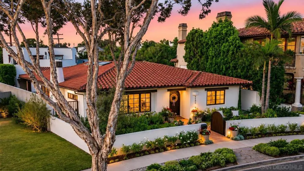 1130 Pine Street, Coronado, CA — listing photo 1
