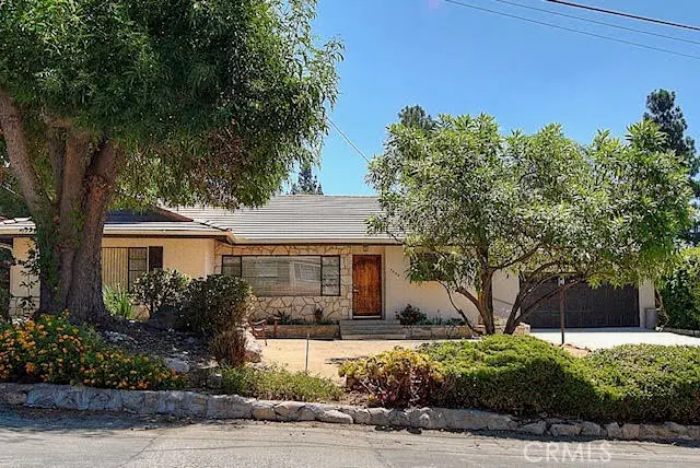 4808 El Sereno, La Crescenta, CA — listing photo 1